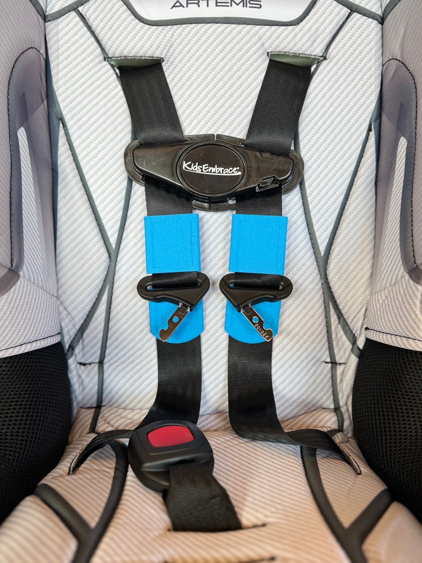Car Seat Strap Aligner Accessory