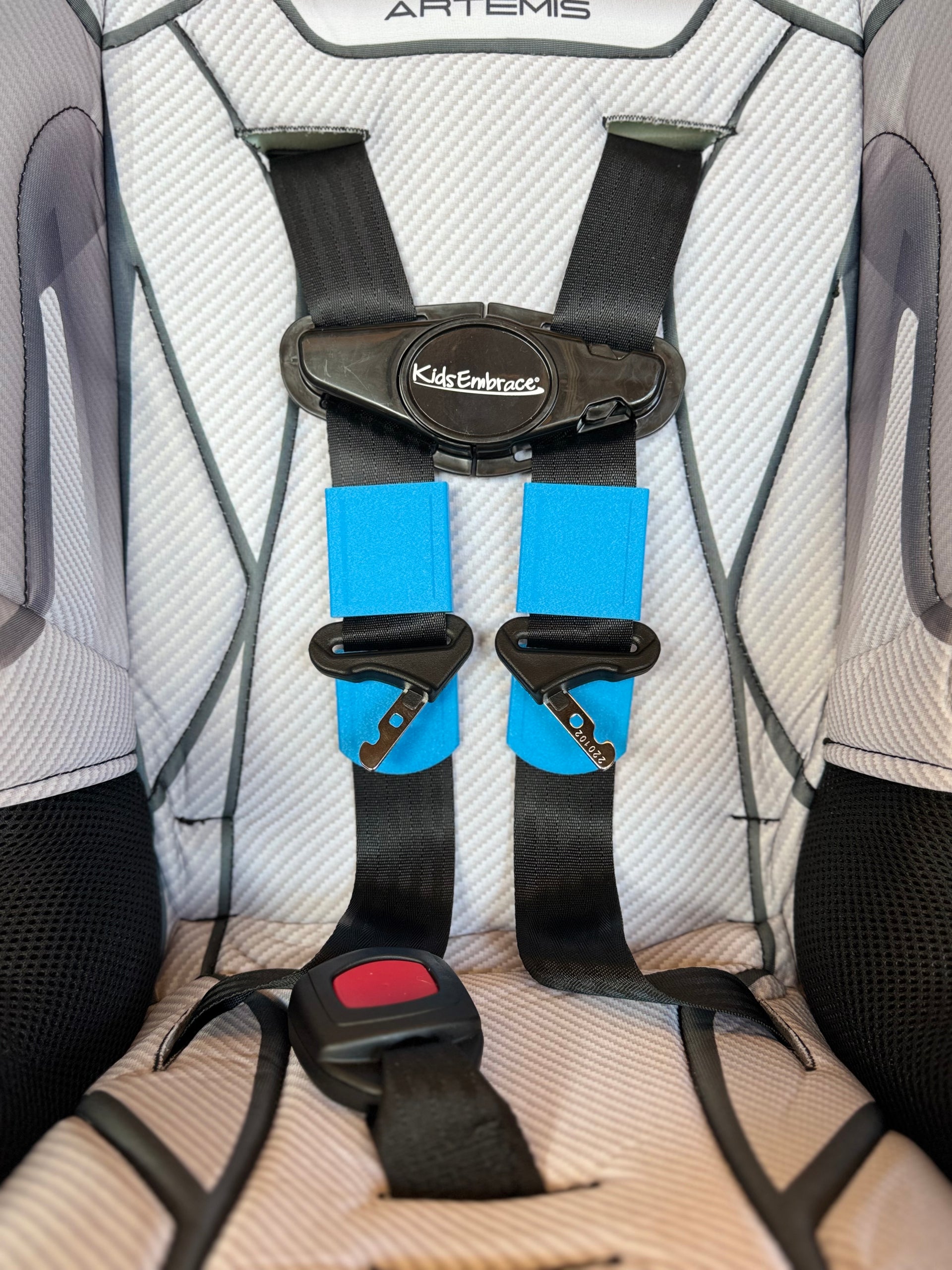 evenflo car seat harness straps Keep Car Seat Straps from Twisting with BuckleBuddeez!